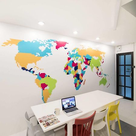 בנגקוק Pixellar Hostel מראה חיצוני תמונה