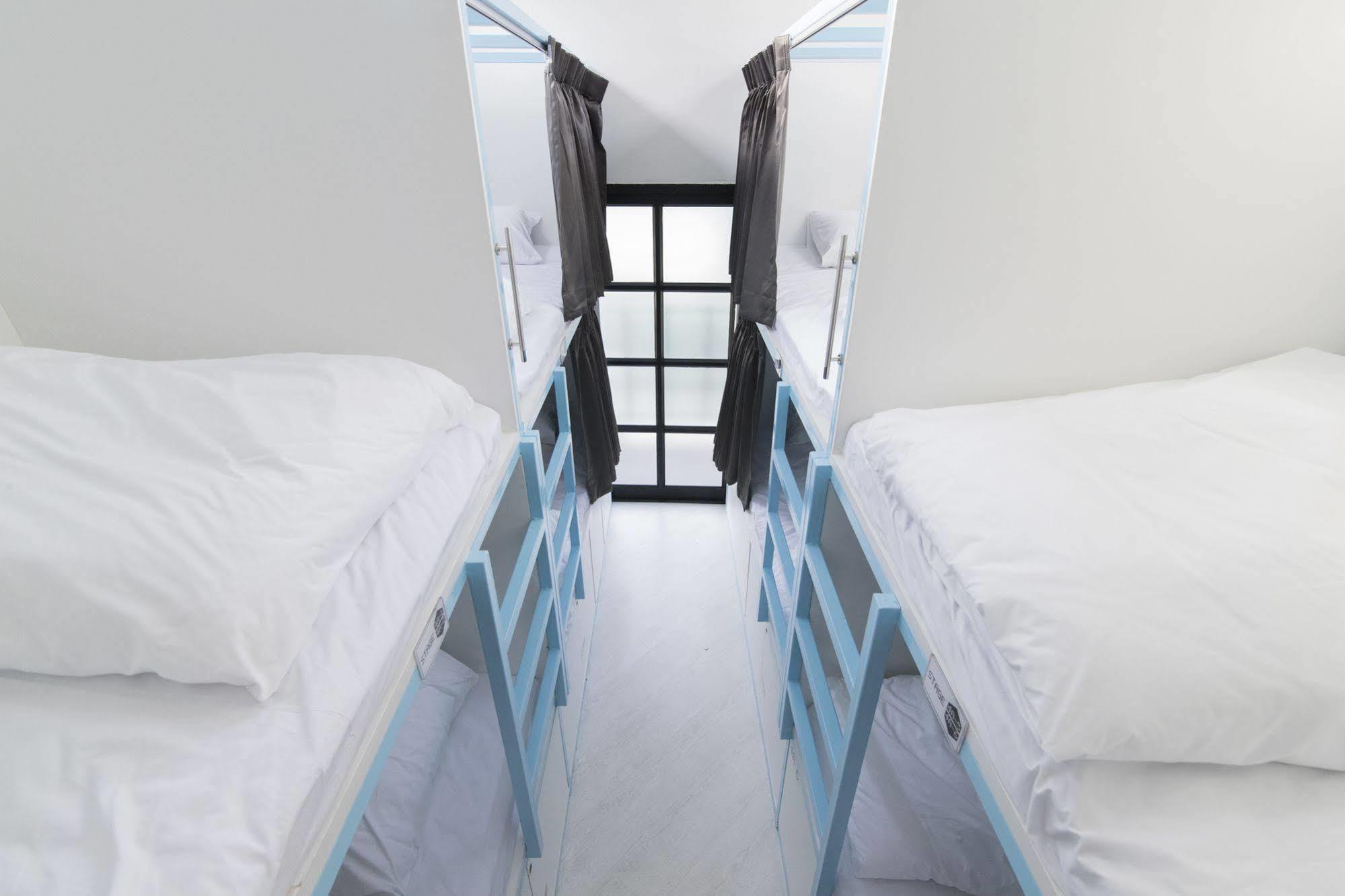 בנגקוק Pixellar Hostel מראה חיצוני תמונה